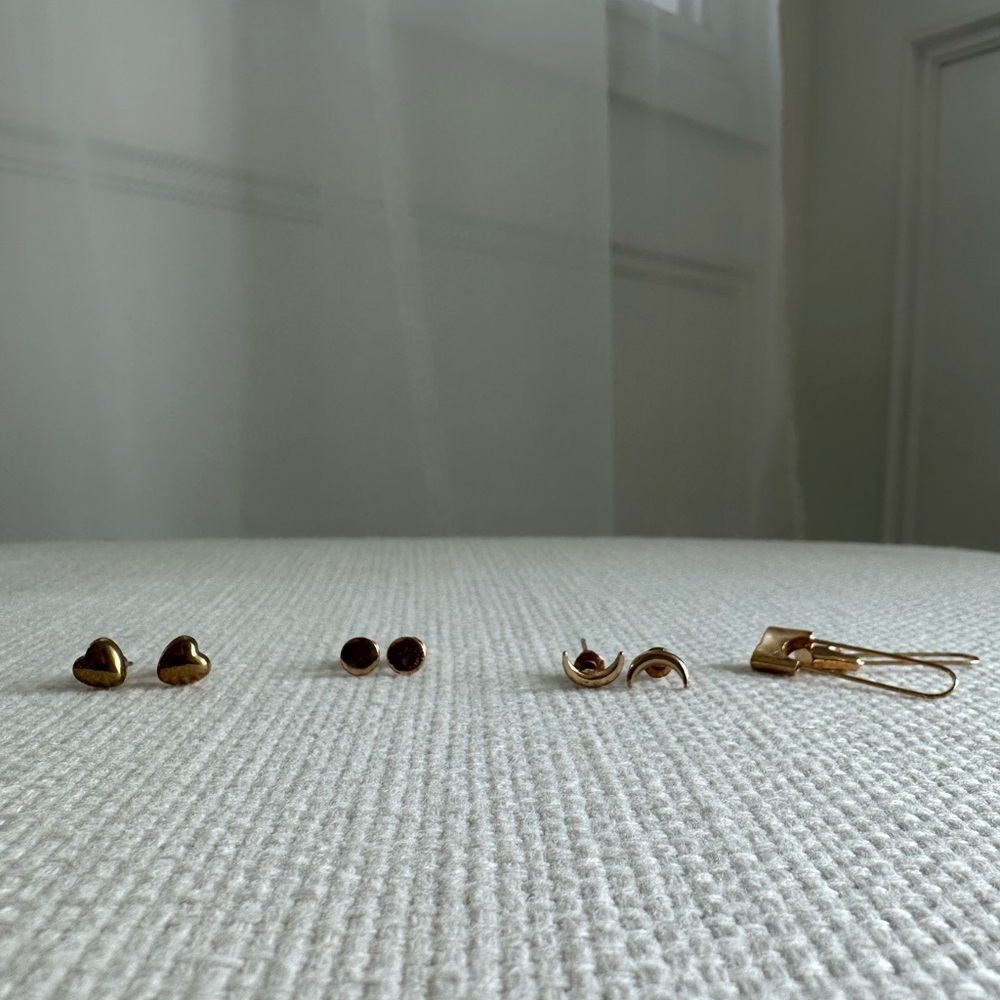 Dainty Gold Stud Earring Set
